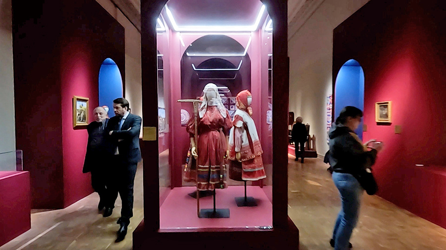    © АО "ТВ Центр"