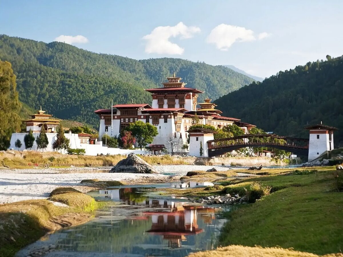 Новая памятная серия банкнот Бутана появится в 2026 году