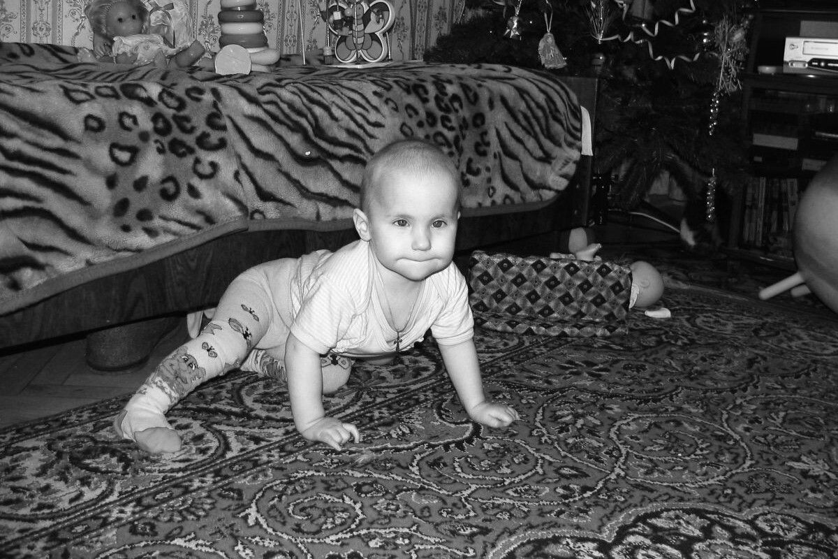 Женя развивалась — но медленнее, чем другие дети. Источник: личный архив Анны