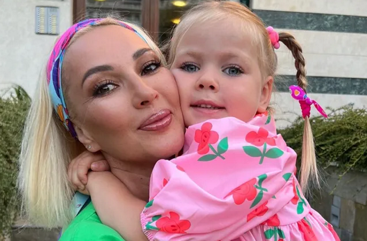 Лера Кудрявцева с дочкой Машей. Фото: соцсети