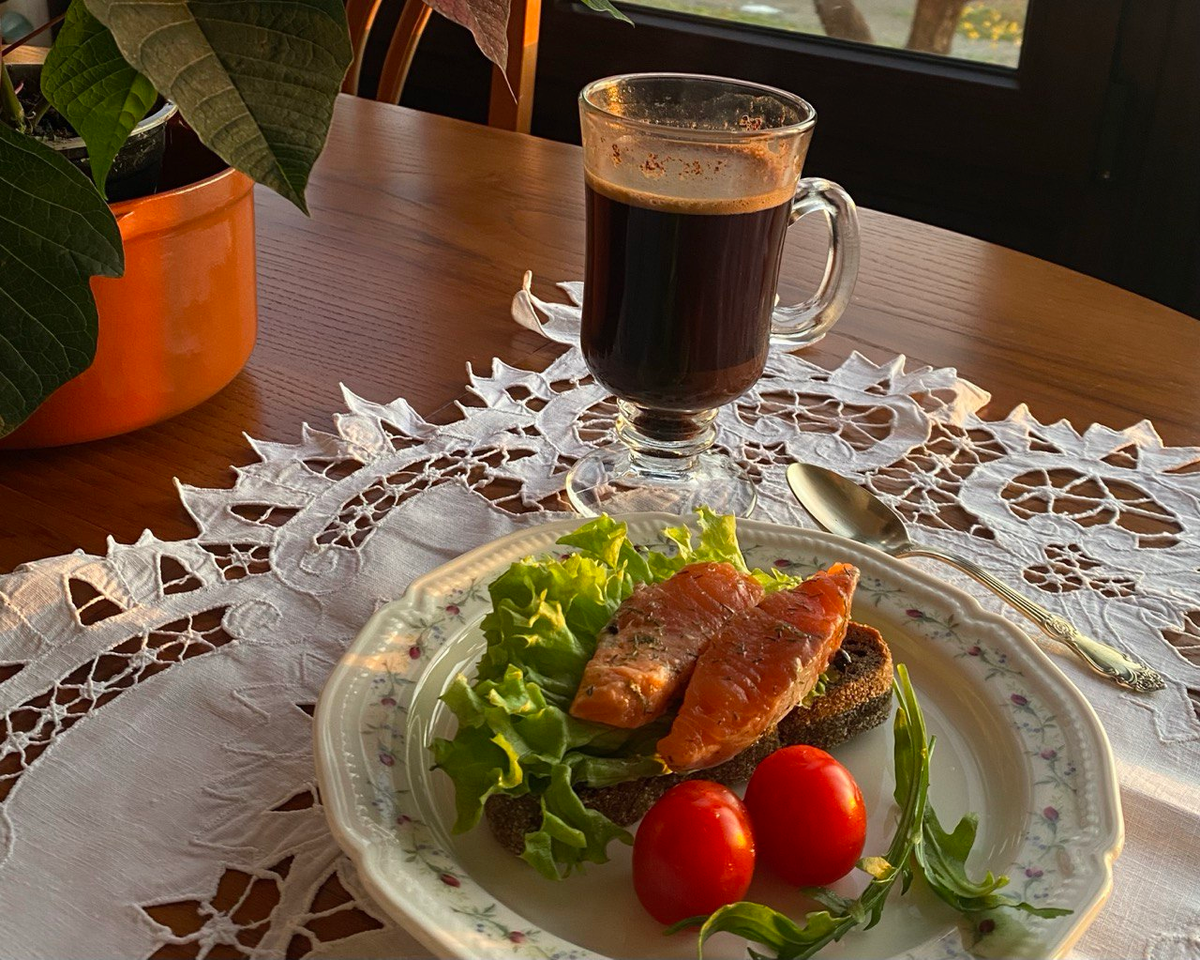 Можно сделать просто бутерброд