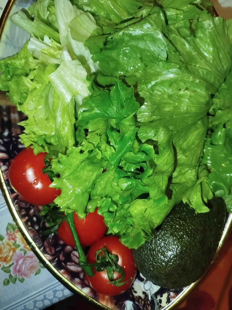 Если раньше не могла без бургеров, то теперь без зелени 