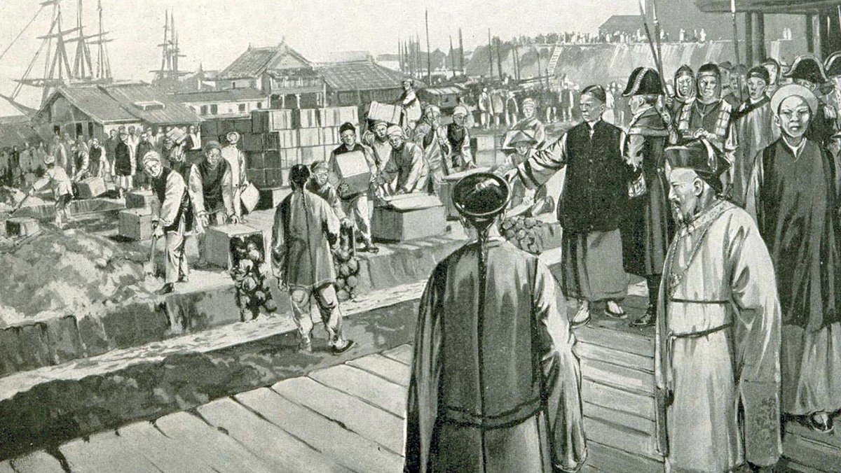 Британская Ост-Индская компания занималась незаконным экспортом опиума в Китай, что привело к широкому распространению зависимости среди китайского населения. 
Торговля была прибыльной для Великобритании, но наносила огромный социальный и экономический ущерб Китаю.