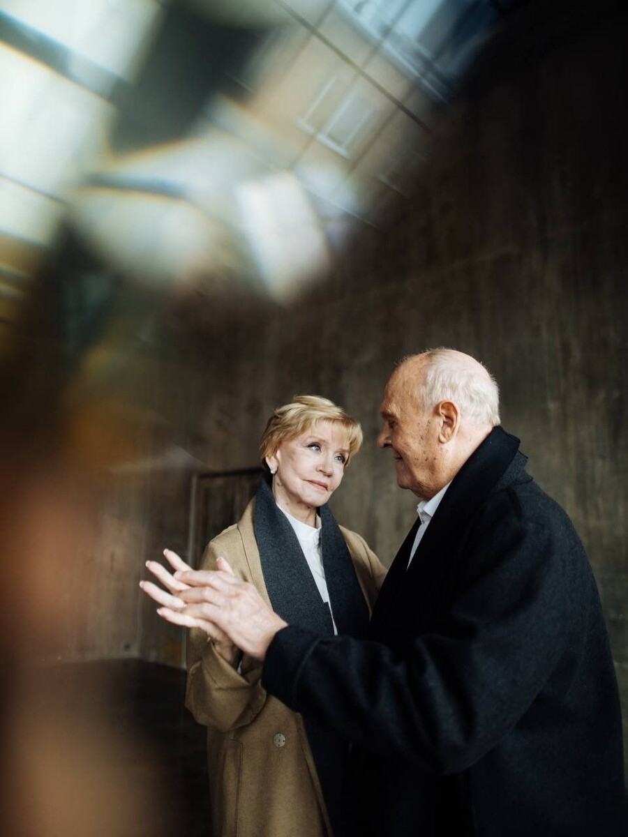    Вера Алентова и Владимир Меньшов. Источник: t.me/JuliaMenshovaJulia