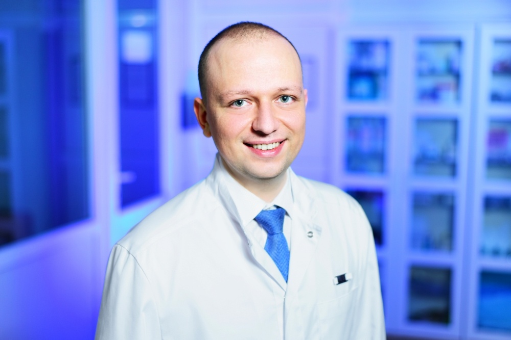 Сергей Ильченко - врач-онколог отделения абдоминальной онкологии №1 НМИЦ онкологии Минздрава России, кандидат медицинских наук 