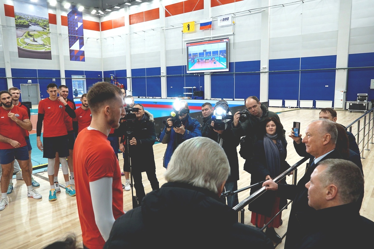    Иван Егоров