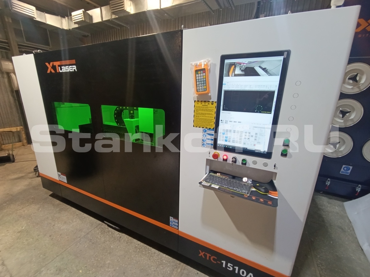  Оптоволоконный лазерный станок в защитной кабине XTC-1510A/3000 Raycus

