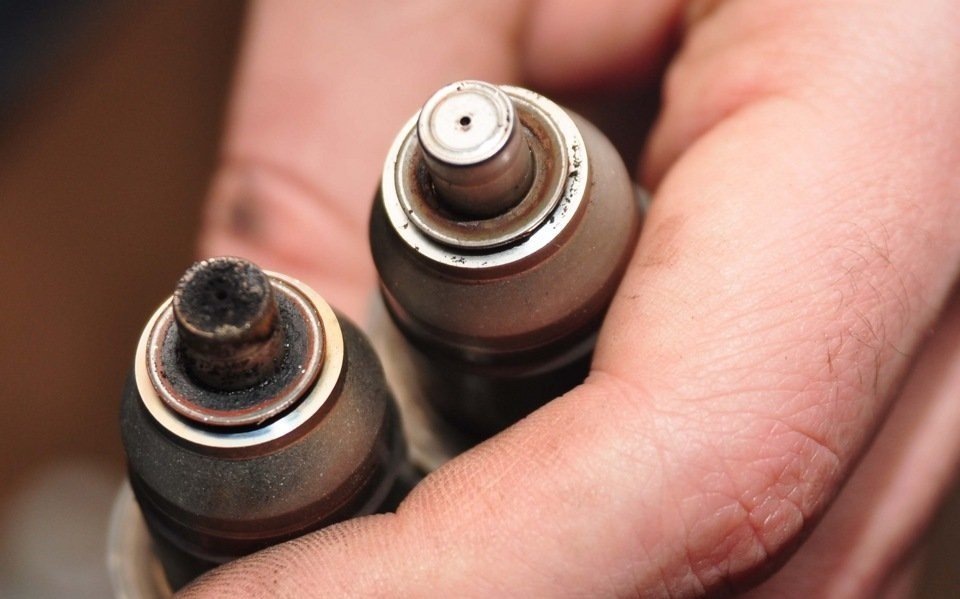 Когда инжекторы пора чистить. Фото с сайта  carsweek.ru