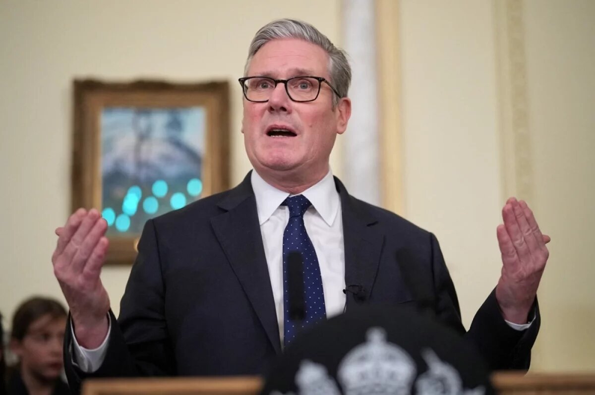    Неучастие Стармера в виртуальной встрече «партнёров» киевского режима могло быть вызвано давлением Белого дома.