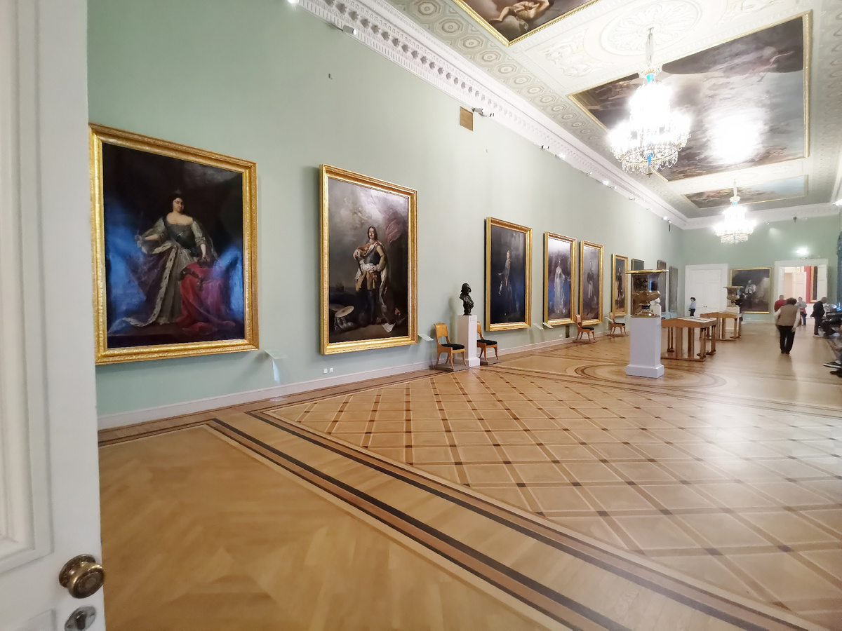 Галереря Рафаэля. Фото автора.