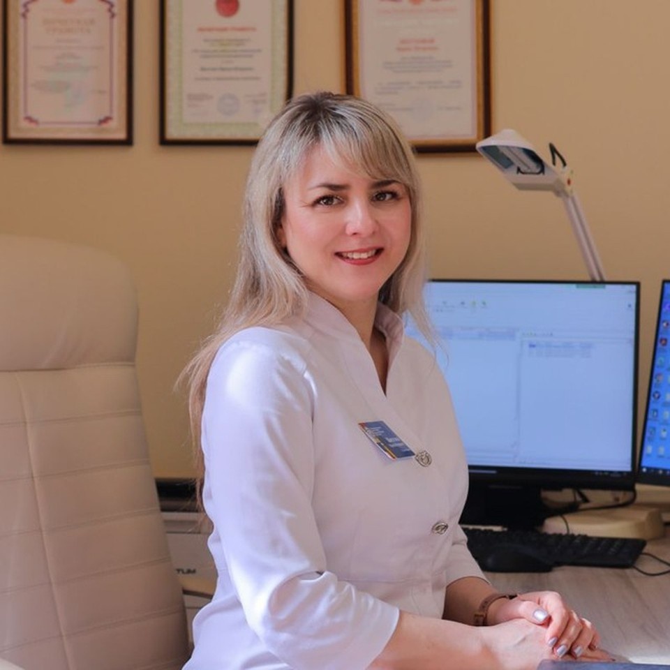    Ирина Шестова, врач-кардиолог, главный внештатный специалист кардиолог министерства здравоохранения Тульской области, главный врач областного кардиодиспансера.