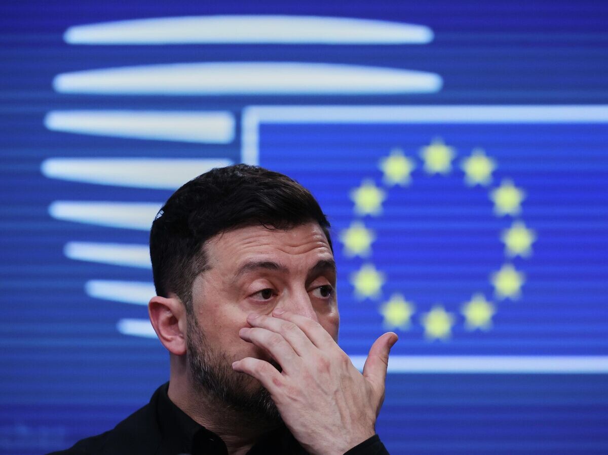    Владимир Зеленский во время саммита ЕС в Брюсселе | © AP Photo / Omar Havana