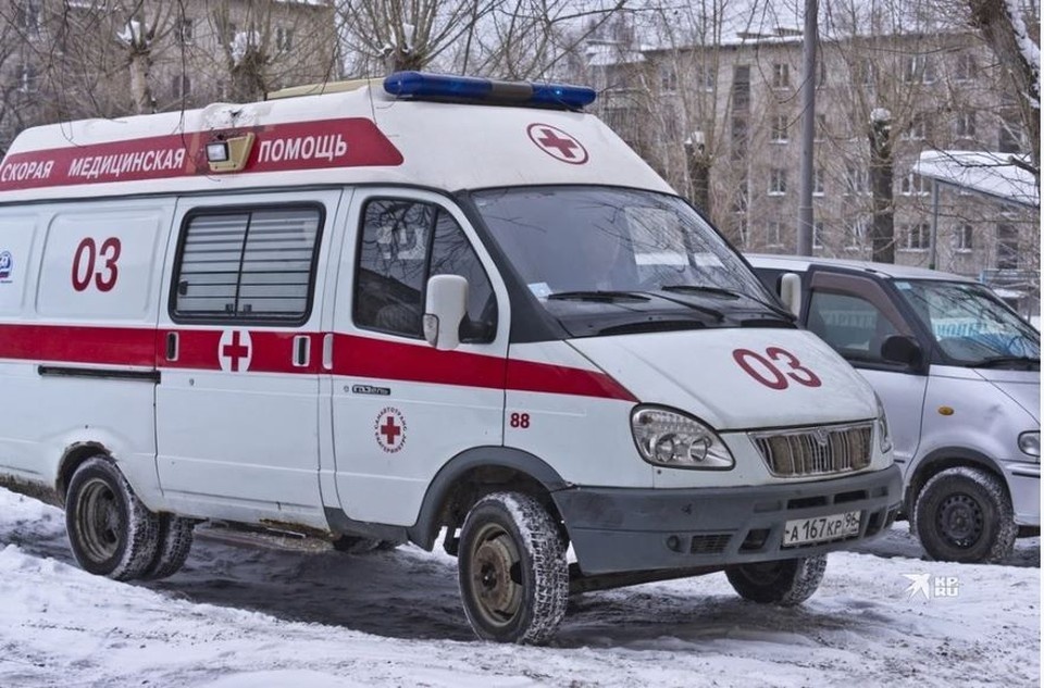    Мальчика увезли на скорой. Алексей БУЛАТОВ