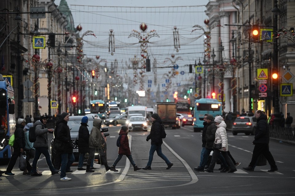    Невский проспект также перекроют для машин 31 декабря. Алексей БУЛАТОВ