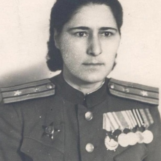 «За мной! Вперёд!»: как связистка Вера Салбиева подняла в атаку целый механизированный корпус