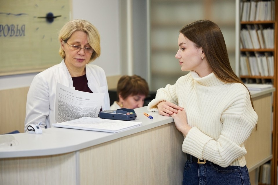    Узнали, как работают поликлиники в новогодние праздники в Иркутске 2026 Николай ОБЕРЕМЧЕНКО