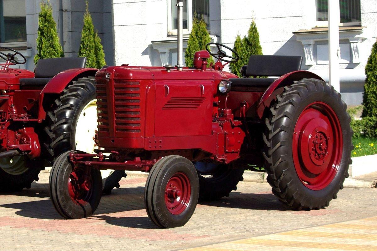 Трактор МТЗ-2. Фото автора