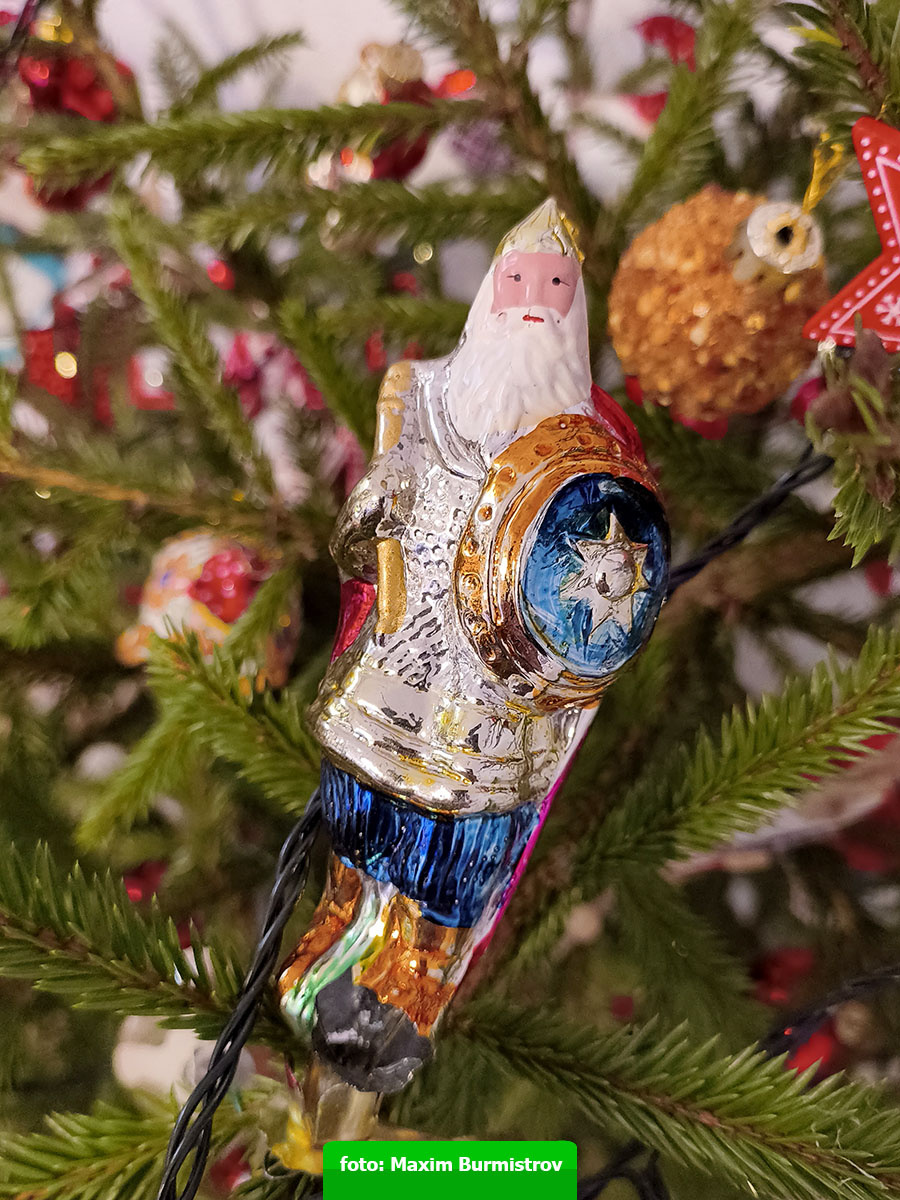 Дядька Черномор из набора ёлочных игрушек Сказка о царе Салтане».