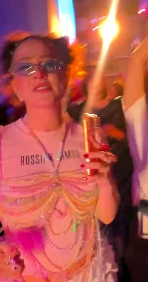    Аглая Тарасова оторвалась на вечеринке Галич Личная страница героя публикации в соцсети