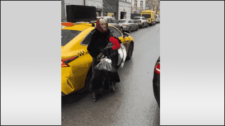    Последние минуты жизни Веры Алентовой, которая приехала на церемонию прощания с Анатолием Лобоцким. GIF видео ТГ-канала "Кали Юга 2"