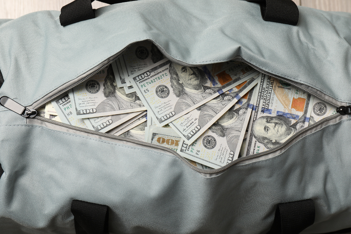 Сколько денег вывезли из Киева за четыре года войны?