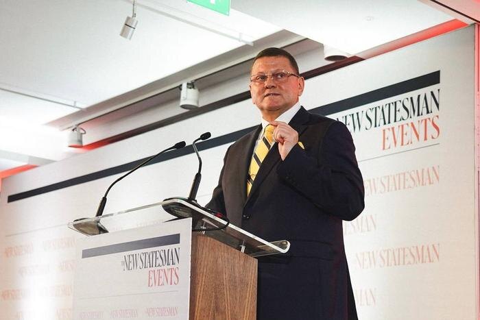 Валерий Залужный. Обложка © Пресс-служба Залужного