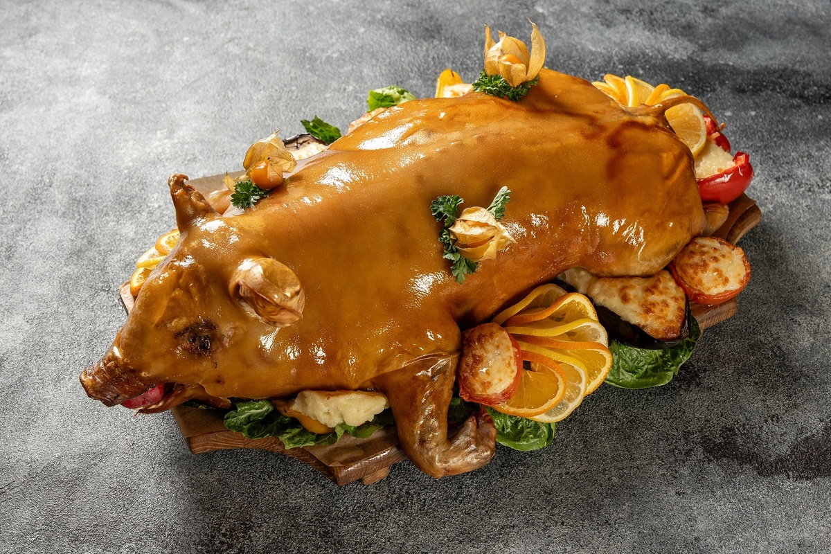 Молочный поросенок, Megobari