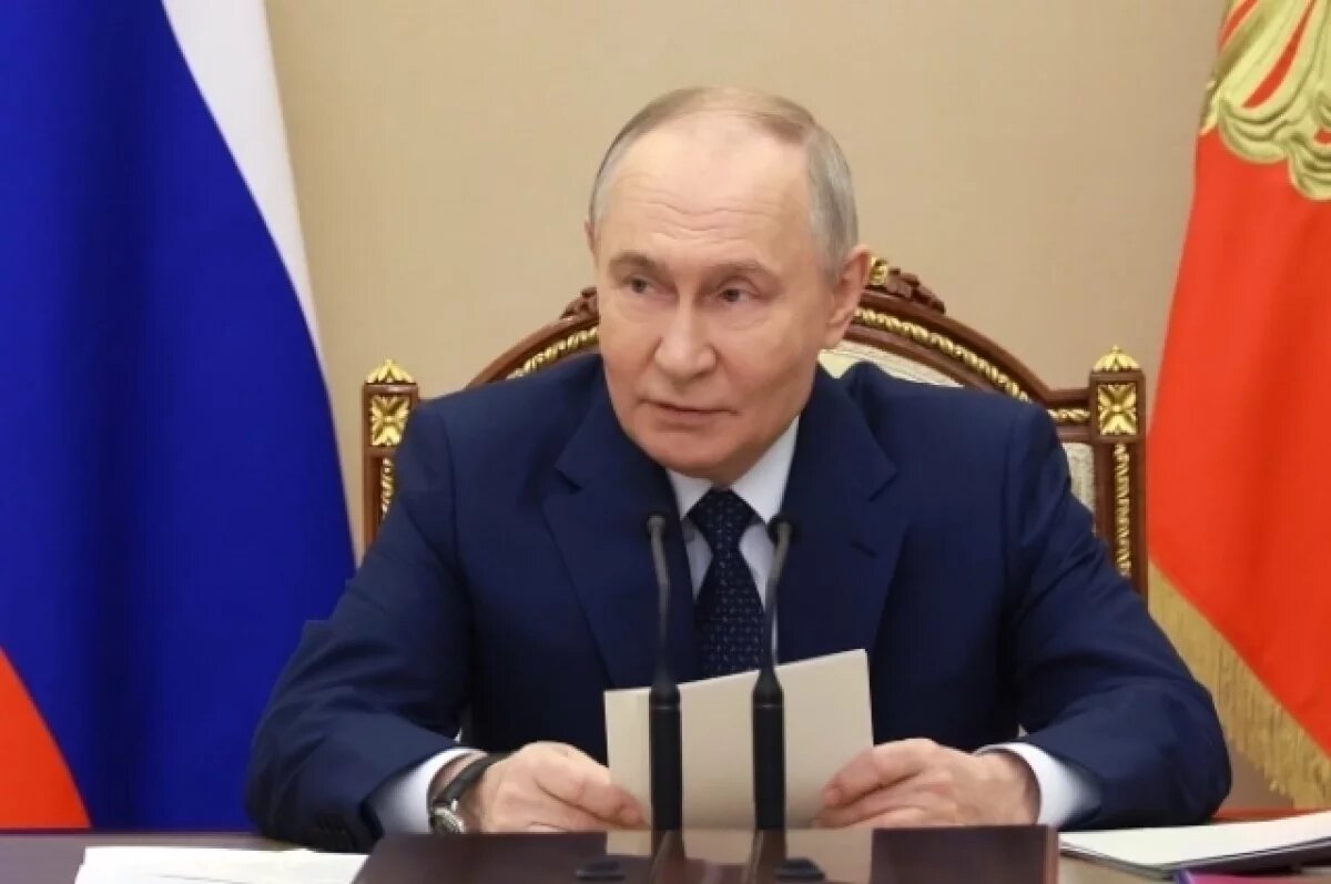    Владимир Путин провел совещание с военными по ситуации в зоне СВО