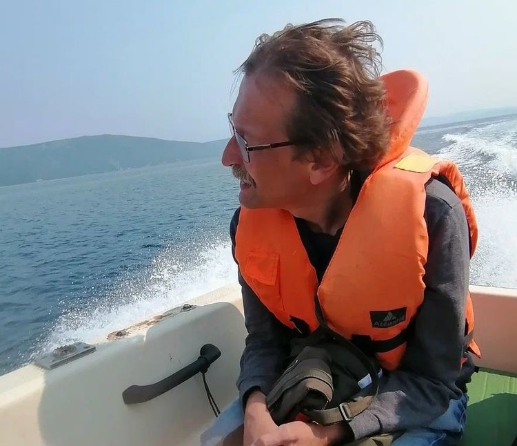 Руководитель проекта Петр Стрелков. Источник: Вадим Хайтов.📷    Способ различать мидий-двойников открыли российские исследователи для целей аквакультуры
