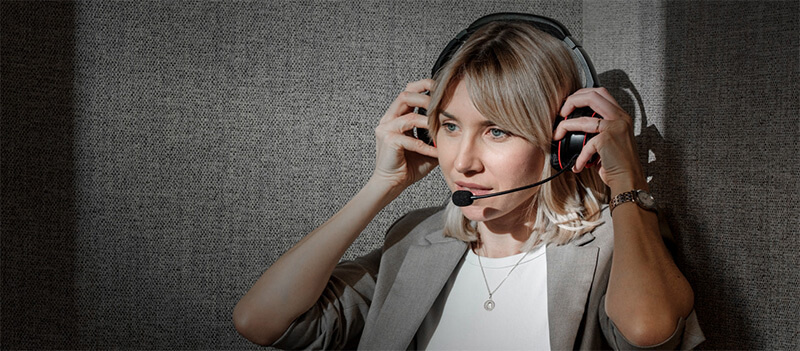 Наушники Pronounce® в работе