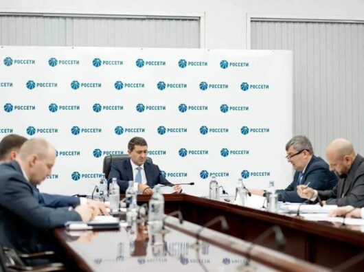    Андрей Рюмин провел совещание по актуальным задачам Группы «Россети» на Юге России //Фото Россети-юг