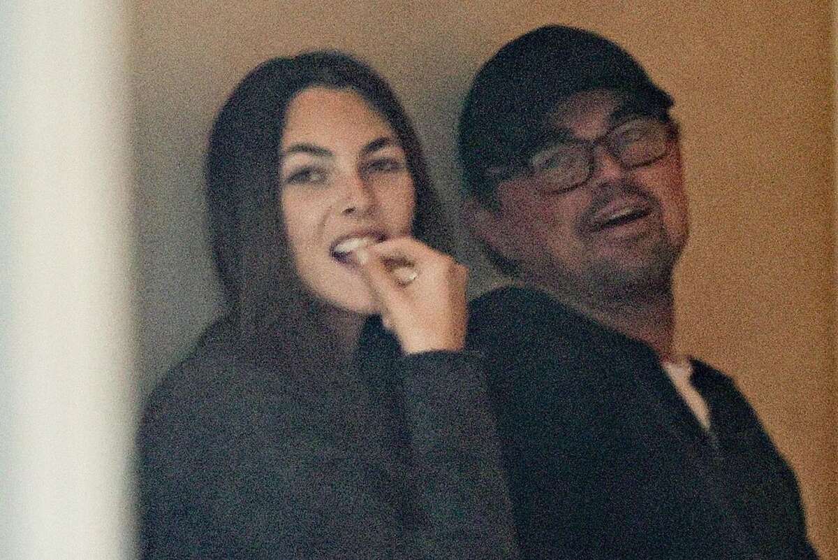    Ди Каприо перестал скрывать свои чувства к любимой на публике LEGION-MEDIA