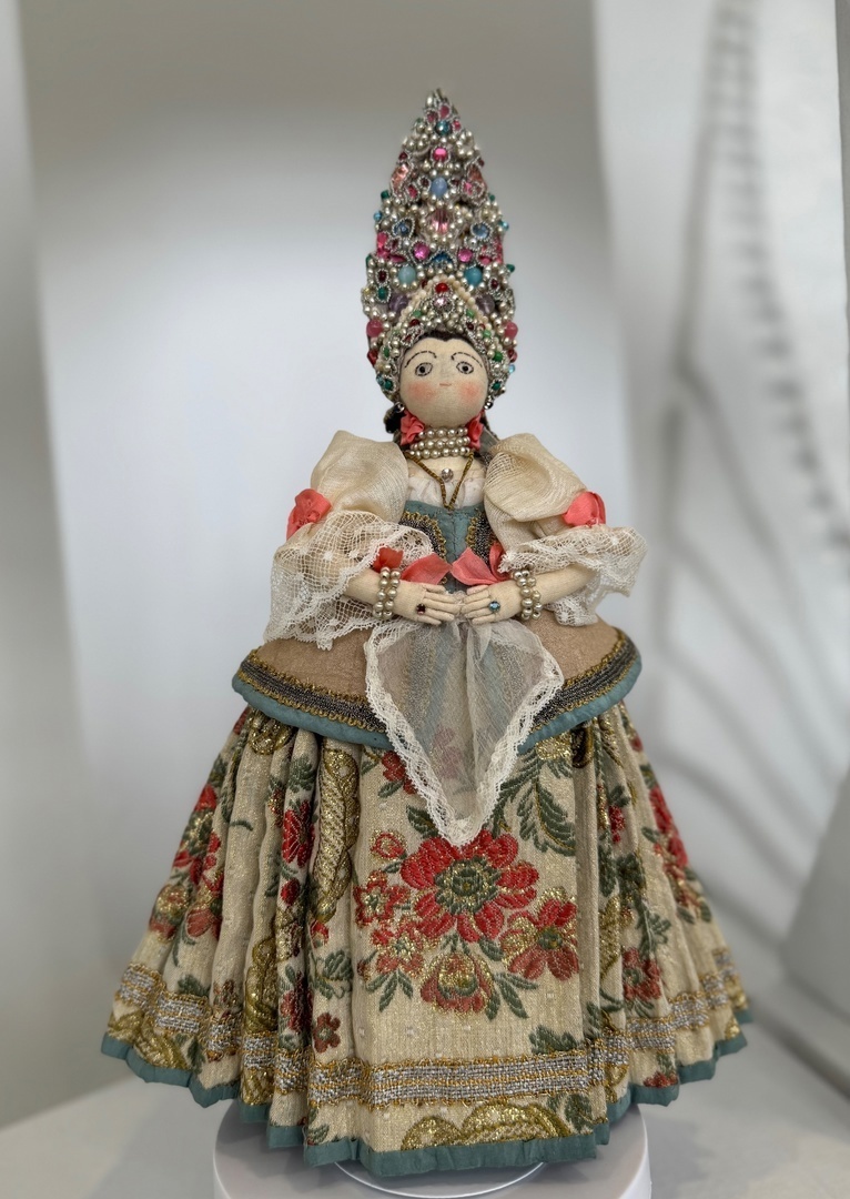 работа А. Бобок.