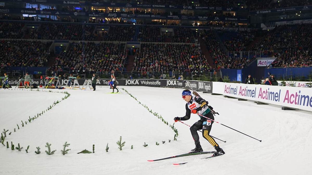 В Гельзенкирхене на «Фельтинс-Арене» прошла традиционная биатлонная «Рождественская гонка»