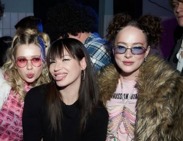    Анастасия Уколова, Ида Галич, Аглая Тарасова. Фото: социальные сети