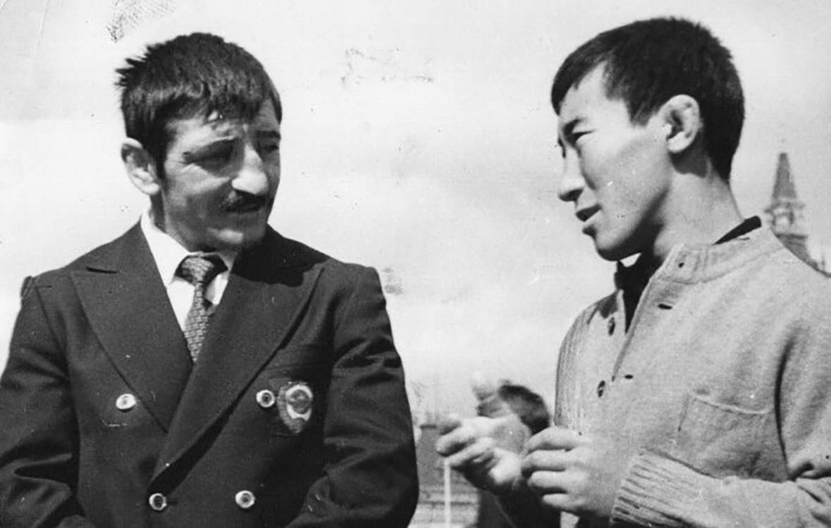    Загалав Абдулбеков (слева).Федерация спортивной борьбы России