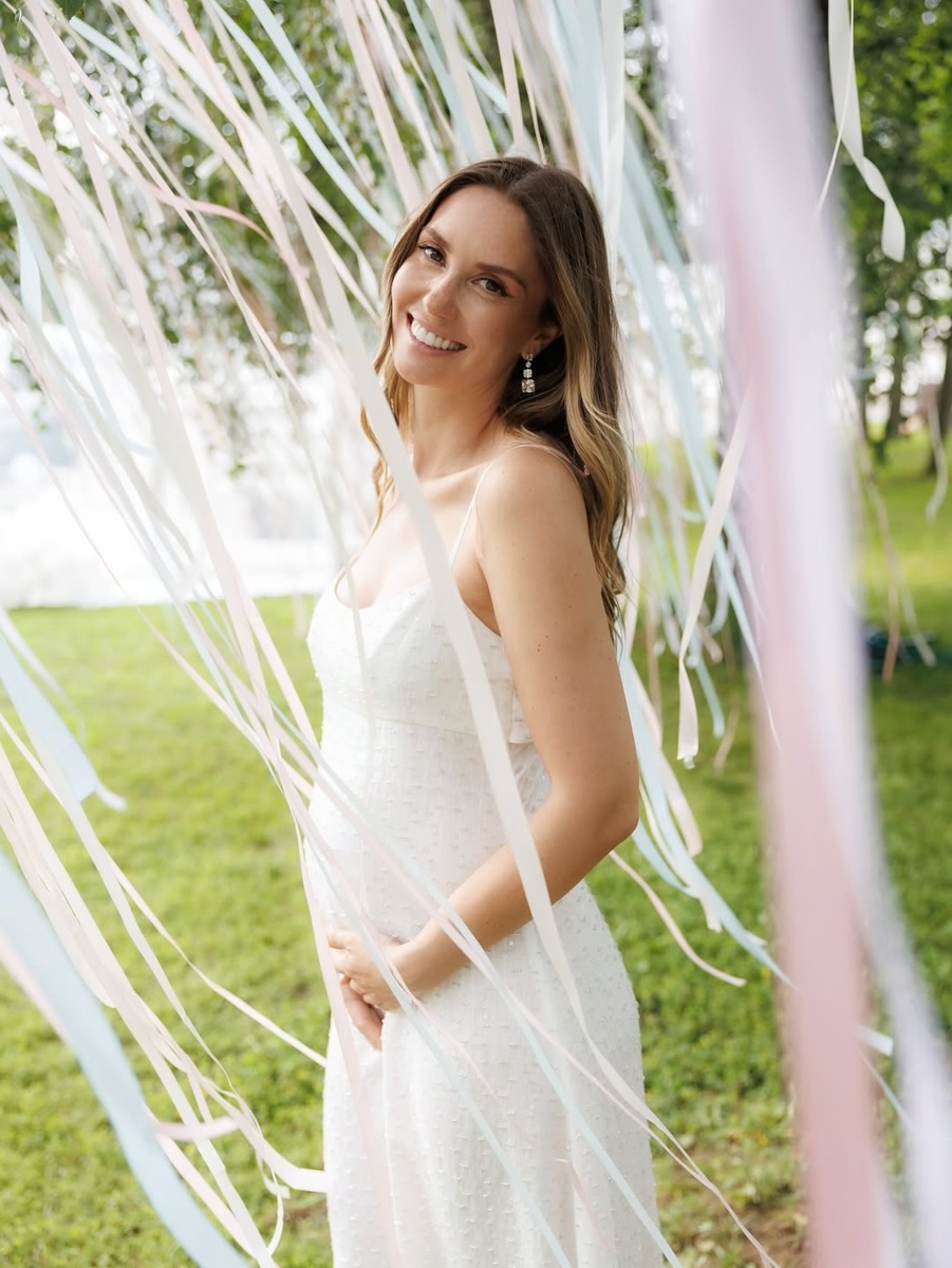 Беременная Агата Муцениеце на фото из Instagram (проект Meta Inc., деятельность которой в России запрещена), опубликованном в аккаунте @agataagata