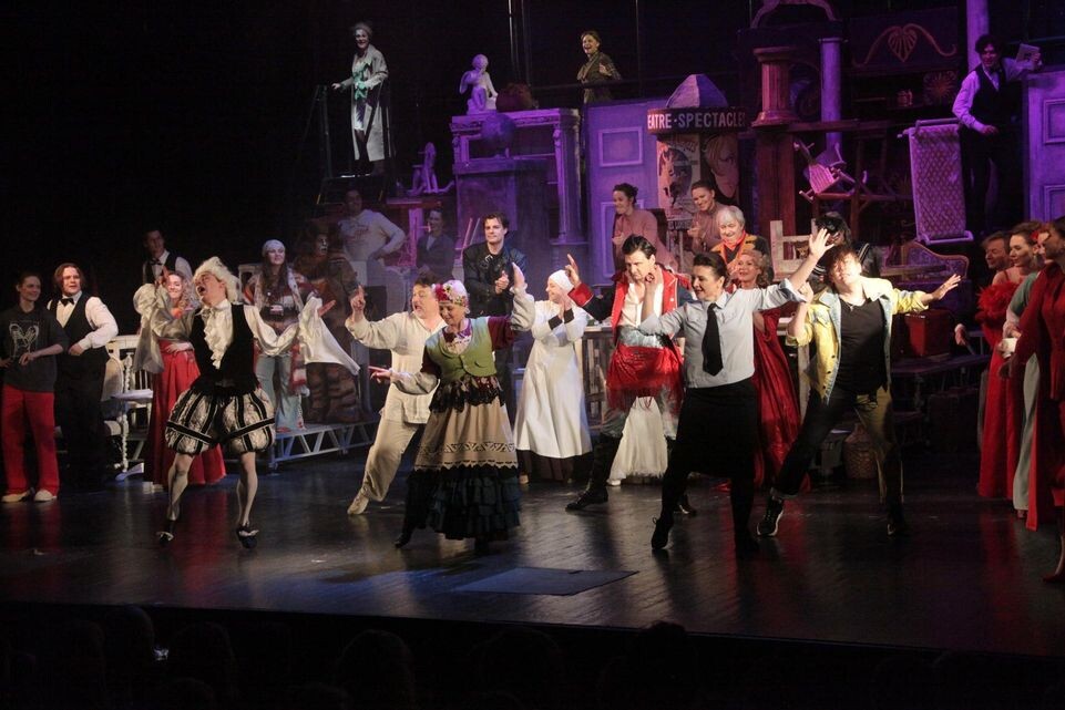     Мытищинский театр драмы и комедии "ФЭСТ"