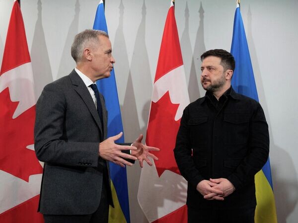    © REUTERS / Darren Calabrese