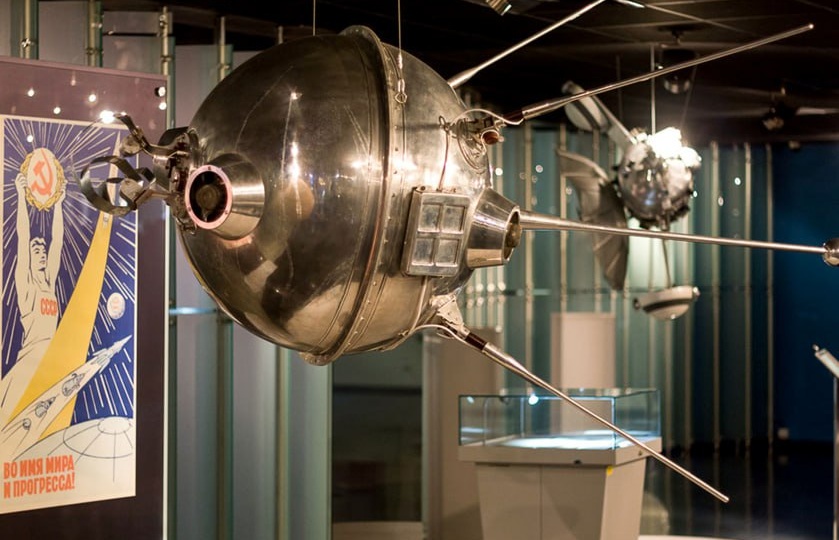 2 января 1959 года была запущена межпланетная станция «Луна-1»