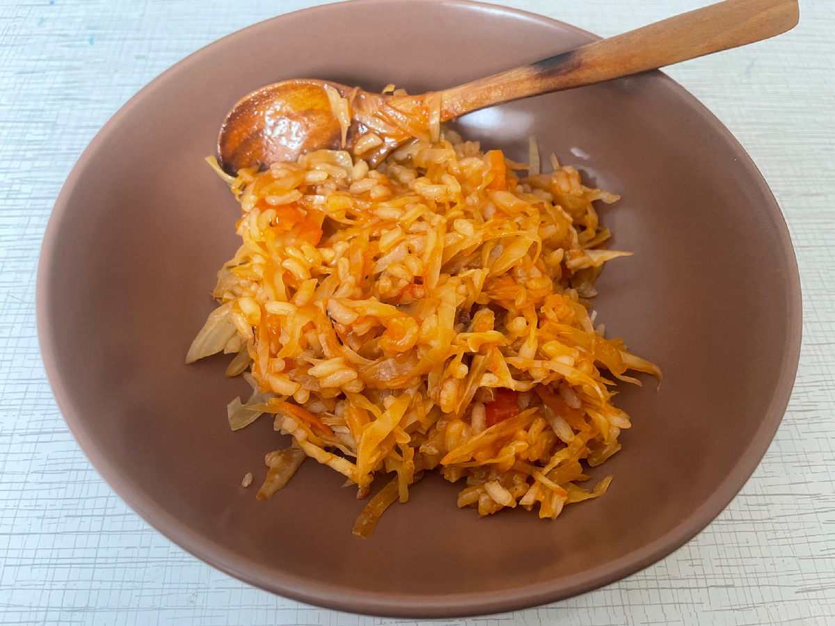 тушеная капуста с рисом