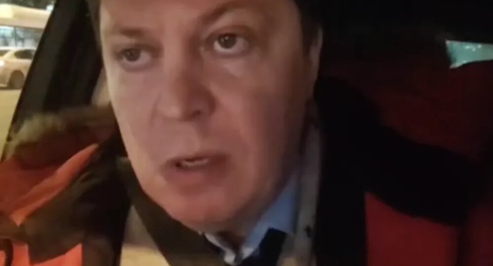 «В здании суда пахнет пловом»: избившие депутата Госдумы мигранты избежали колонии