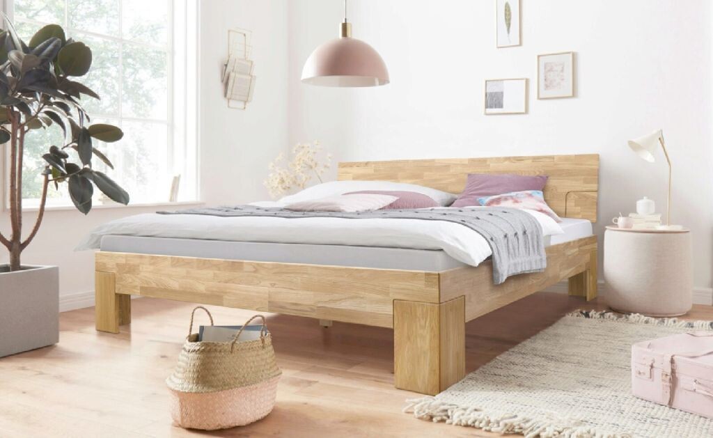 Формы, цвета, текстуры, общее ощущение пространства.
