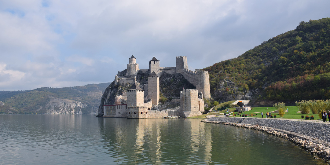 Крепость Голубац: каменный страж Железных ворот