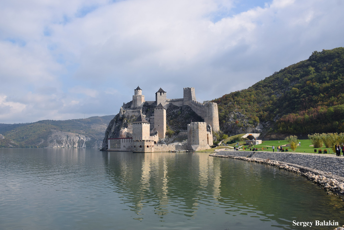 Крепость Голубац, Сербия, октябрь 2025 г. Фото автора