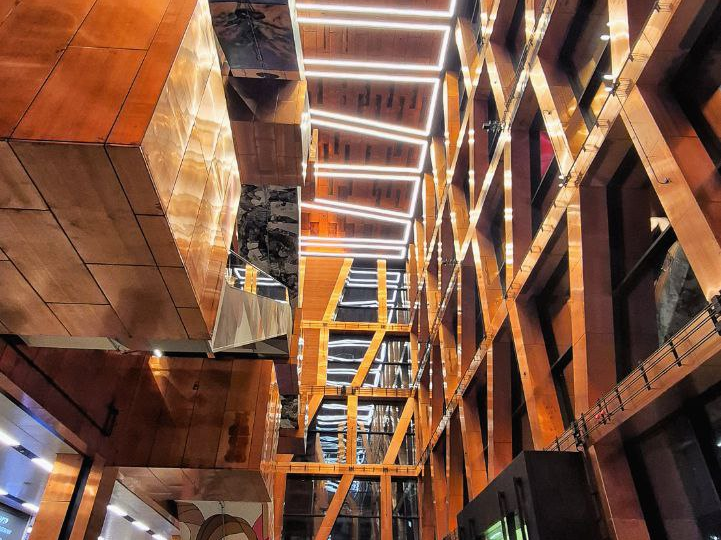 Новый музей «ЗИЛАРТ» и впечатляющая выставка «Африканское искусство»