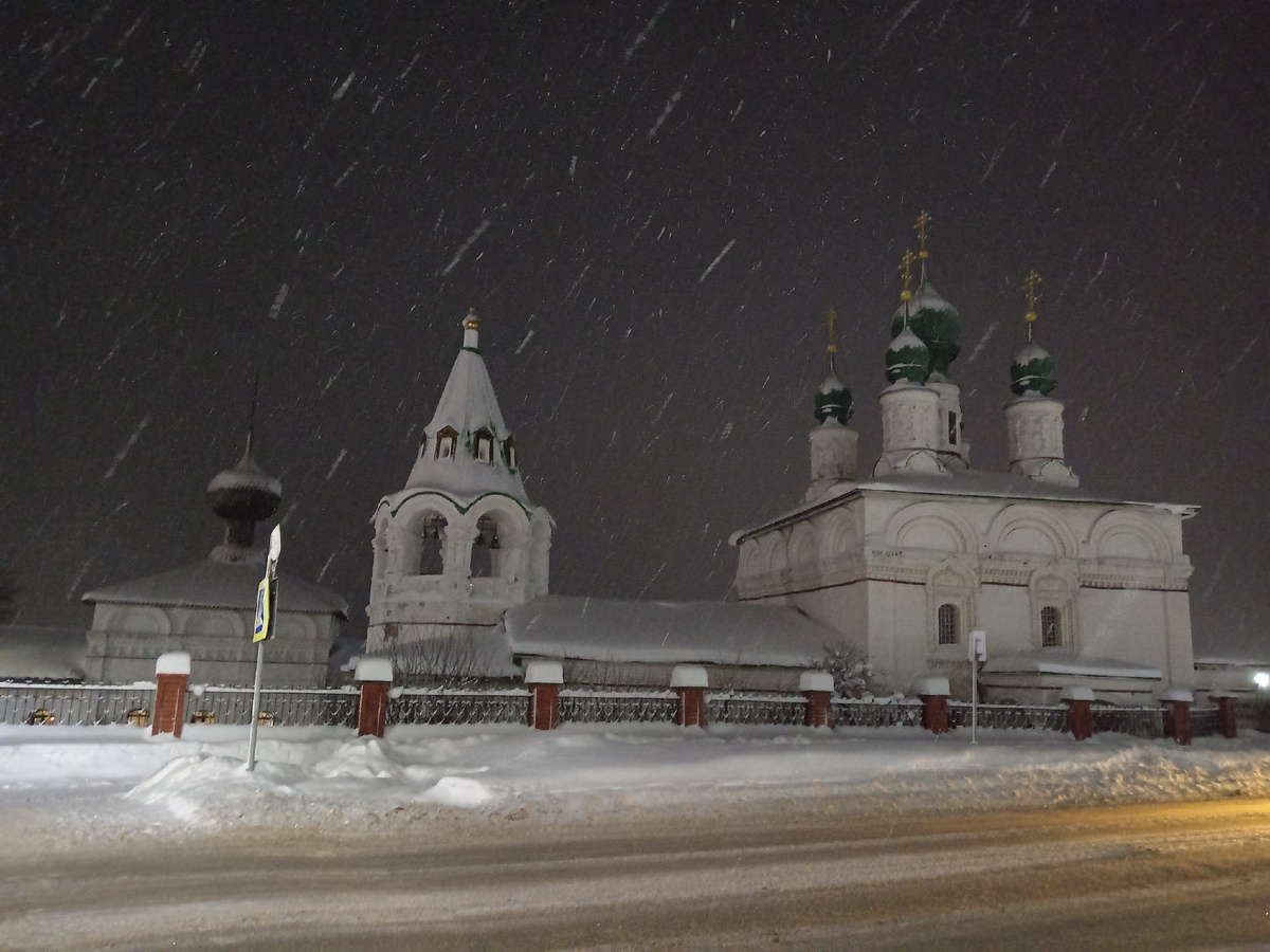 29.12.2025 7:58 Спасо-Преображенская церковь.