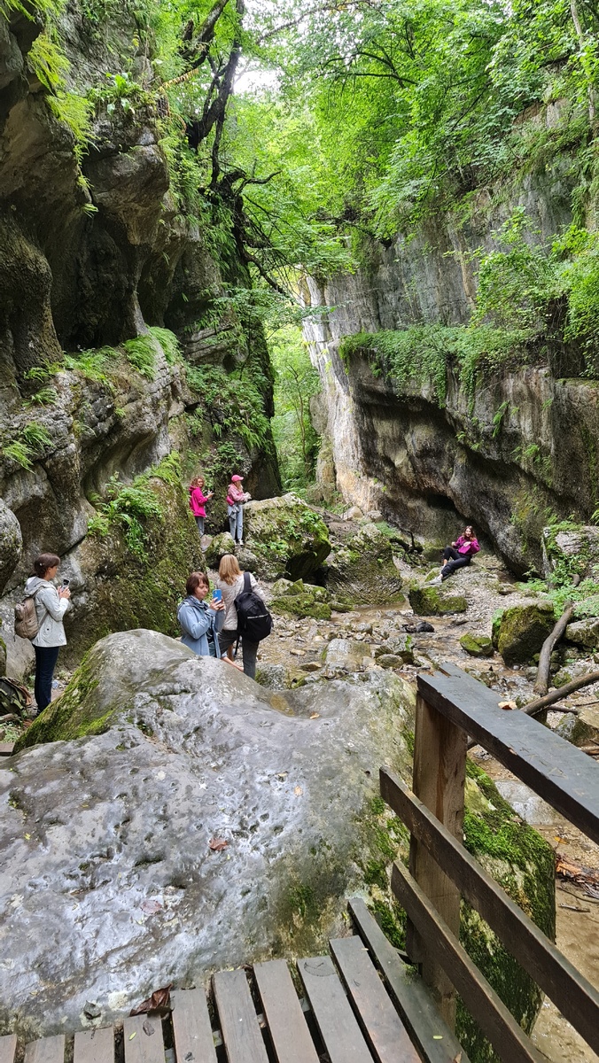 Дорога к водопаду