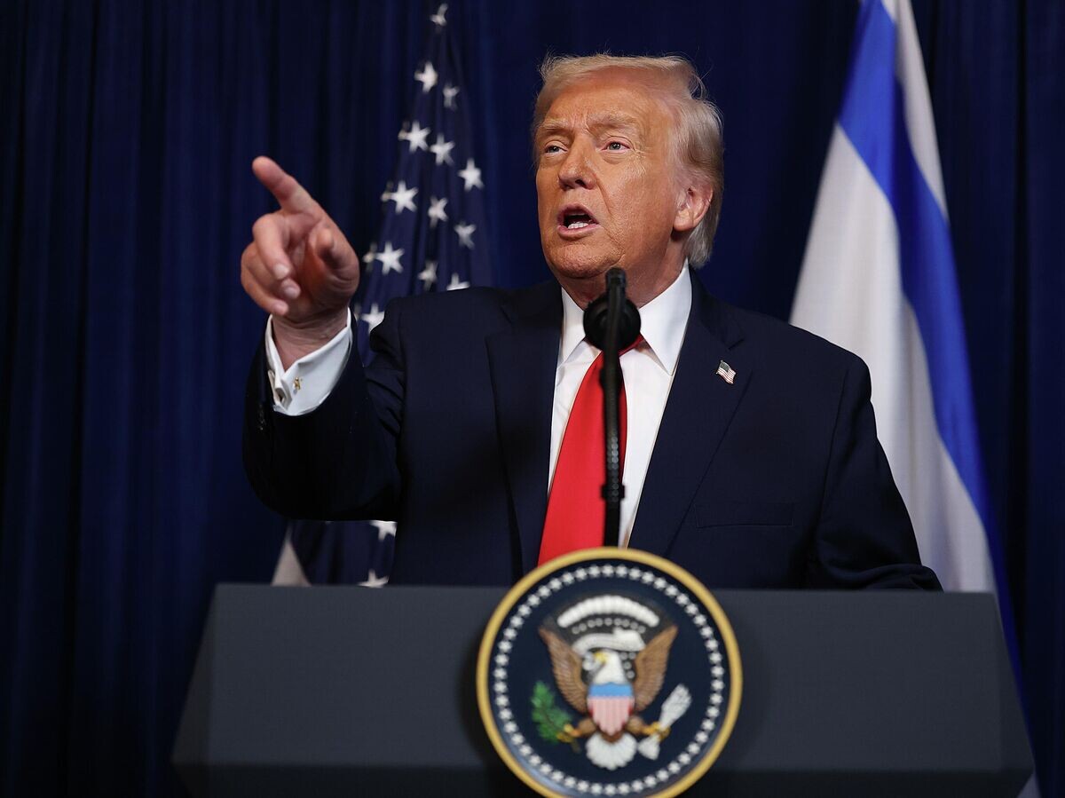    Президент США Дональд Трамп на встрече с премьером Израиля Биньямином Нетаньяху в Мар-а-Лаго | © Getty Images / Joe Raedle