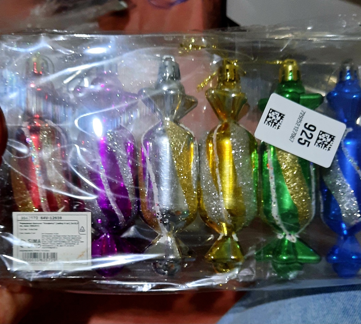 Украшения для ёлочки 😊 мы решили их сохранить и на следующий год украсить ёлочку (в этом году решили что только шары будут на ёлке) 